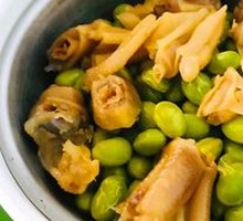 Steamed Chicken Feet with Corn