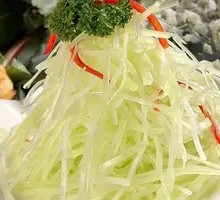 Cold-mixed lettuce strips