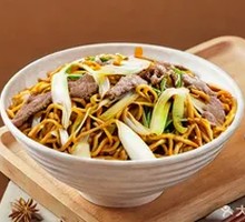 葱爆牛肉炒面
