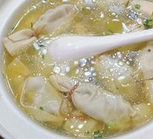 Braised Tofu Skin Wrapped with Pork in High Soup