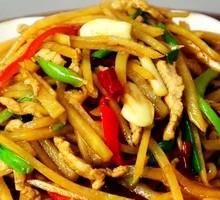 Stir-Fried Pork with Potatoes