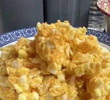 Egg Garlic Dish