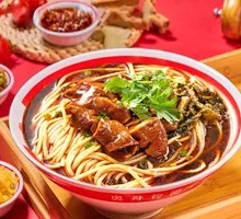 Sour Cabbage Pork Intestine Noodles