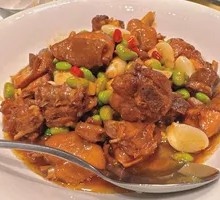 Stewed Chicken with Edamame