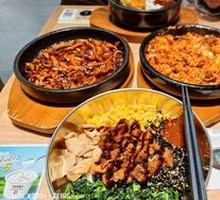 Intangible Heritage Stone Pot Rice