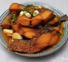 Garlic Stir-Fried Fish