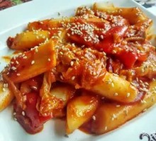 Spicy Kimchi and Rice Cake Stir-fry