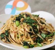 Stir-Fried Pork Shreds with Cabbage Stems