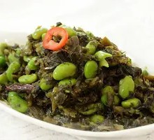 Snow Cabbage Stir-fried with Edamame