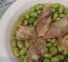 Sausage Steamed with Corn and Peas