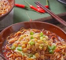 Spicy Broad Noodles with Pea Paste