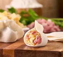 Northeastern Sour Cabbage and Pork Dumplings