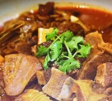 Red-braised Yiji Lamb