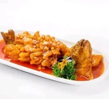 Squirrel-shaped Perch