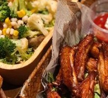 Rosemary Garlic Spicy Chicken Wings