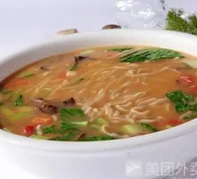 Beef Bone Noodle Soup