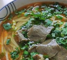 Clear Soup Beef Noodles