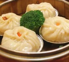 Soup-filled Steamed Buns