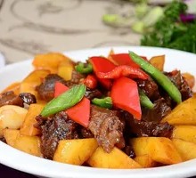 Beef Stewed with Potatoes