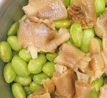 Sausage Steamed with Corn and Peas