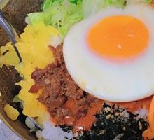 Spicy Beef Rice in Stone Pot