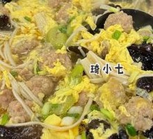 Broad Bean and Pork Ball Soup