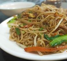 Stir-fried Pork and Rice Noodles