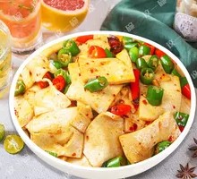 Spicy Pot-Braised Tofu with Leaves