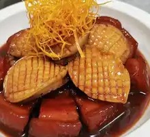 Braised Pork Belly with Abalone and Spare Ribs
