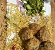 Glutinous Rice Meatballs