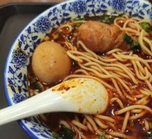 Braised Chicken Leg Noodles