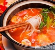 Sour Tomato Beef Noodle Soup