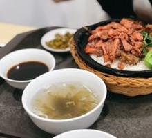 Black Pepper Beef Claypot Rice