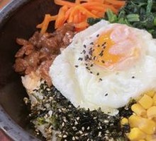 Intangible Heritage Stone Pot Rice