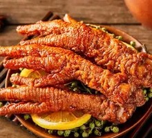 Braised Chicken Feet with Tiger Skin