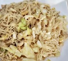 Fried Rice Noodles with Egg