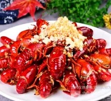 招牌蒜香龙虾