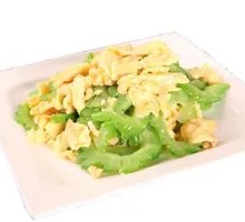 Stir-fried lettuce with eggs