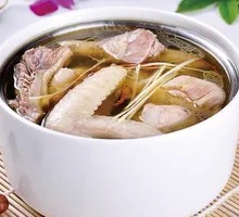 Old Neighbor Chicken Premium Chicken Soup