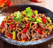 Spicy Chicken Offal in Clay Pot