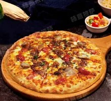 Classic Italian Meat Sauce Pizza