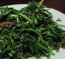 Stir-fried Leek with Snail Meat