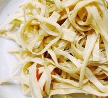 Spicy Tofu Skin Salad