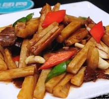 Stir-Fried Lotus Root Strips