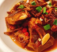 Braised Pig Trotters