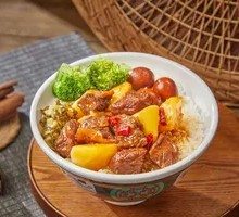 Braised Yellow Beef Rice