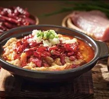 Sizzling Pork Slice in Clay Pot
