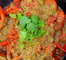 Black Pork Garlic Stir-Fried Shrimp