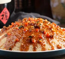 Beef Cubes with Rice Crackers