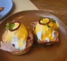 Benny Egg